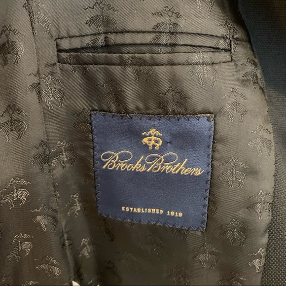 Brooks Brothers Stellita Fit Wool Blazer in Black, Size 8 - Picture 9 of 13